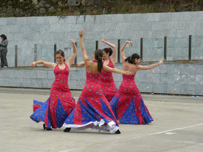 Grupo de sevillanas.