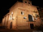 Capilla de los Dolores con iluminación nocturna